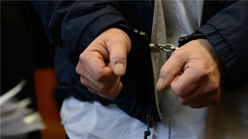 Ein 29-Jähriger sitzt inzwischen in Untersuchungshaft.