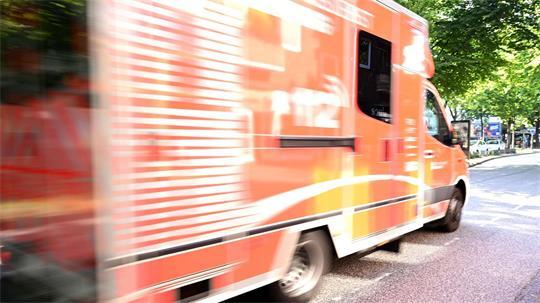Ein 33-Jähriger ist in Hamburg zwei Tage nach seines Ingewahrsamnahme durch Polizisten im Krankenhaus gestorben. (Symbolbild)
