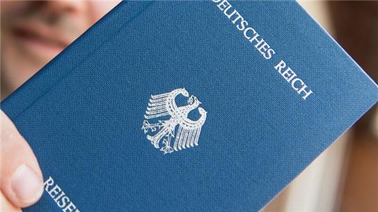 Ein 36-jähriger Reichsbürger hat im Kreis Cuxhaven einen Polizisten attackiert. Wie ernst ist die Lage in der Region?
