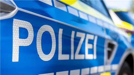 Ein 37-Jähriger ist bei einem Streit in Neumünster schwer verletzt worden. (Symbolbild)
