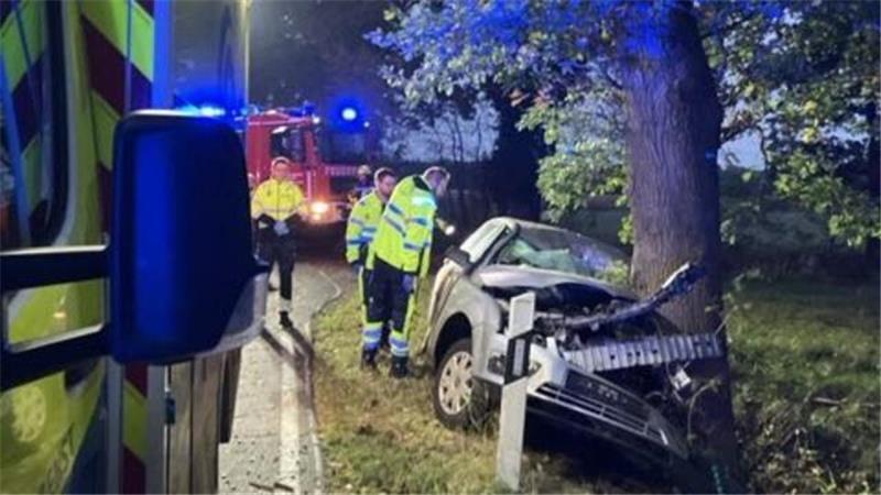 Ein 67-Jähriger ist am Mittwoch im Kreis Cuxhaven bei einem Unfall ums Leben gekommen.