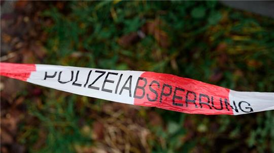 Ein Absperrband der Polizei.