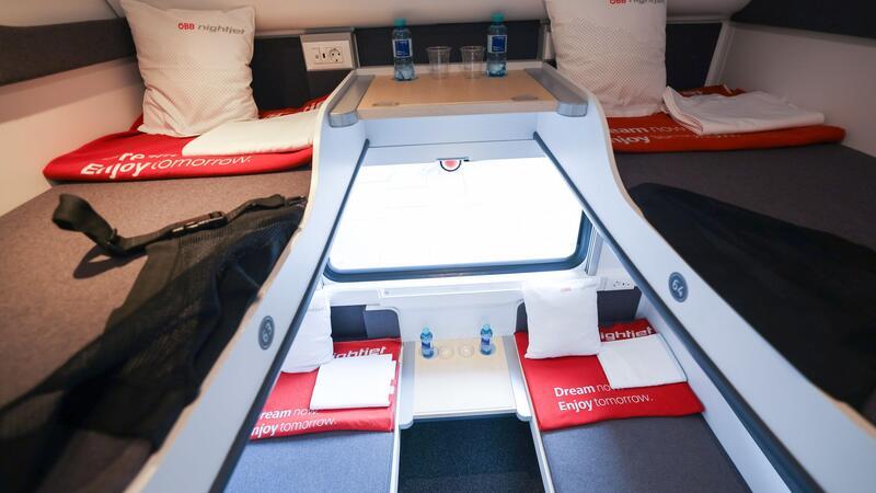 Ein Abteil im neuen „Liegewagen comfort“ des Nightjets der Österreichischen Bundesbahn.