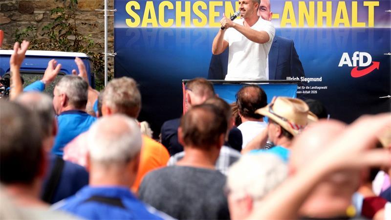 Rente, Pflege, Wahlen - volles Programm für Merz im Herbst Ein AfD-Triumph in Sachsen-Anhalt würde Schockwellen auch nach Berlin senden. (Archivbild)