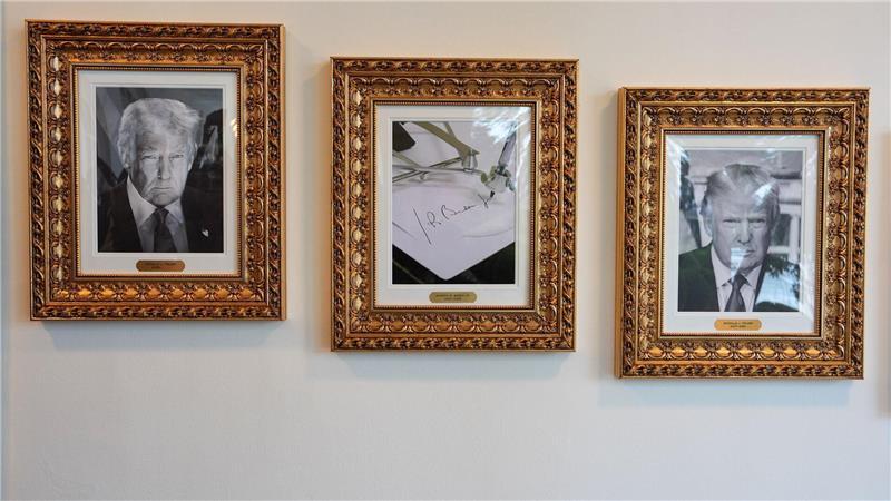 Ein Autopen als Bildnis für Ex-Präsident Biden (Archiv)