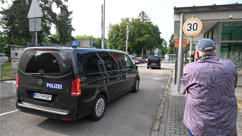 Mutmaßlicher Iran-Spion in U-Haft Ein BGH-Ermittlungsrichter setzte Haftbefehl in Vollzug.