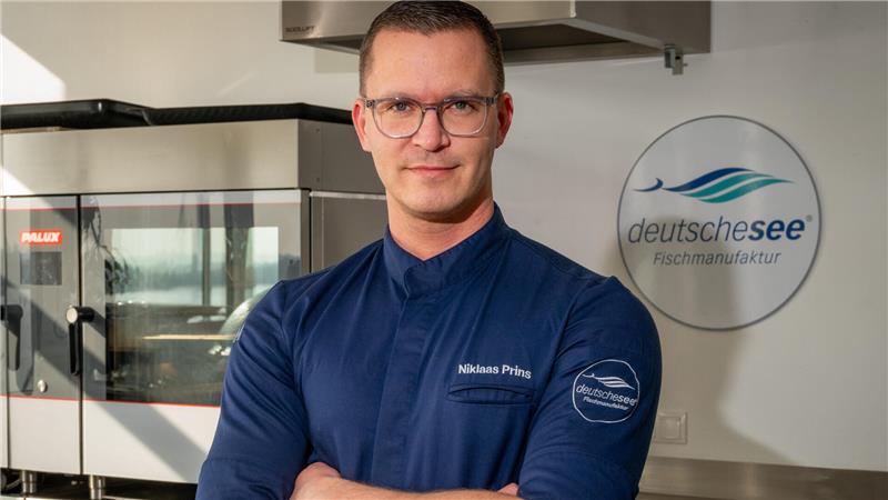 Ein Besuch in der Testküche der Deutsche See Fischmanufaktur bei Produktentwickler Niklaas Prins.