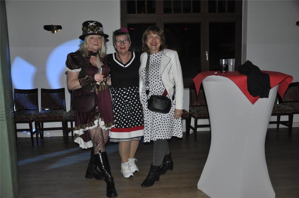 Ein Blick auf die diesjährigen Maskerade-Kostüme.