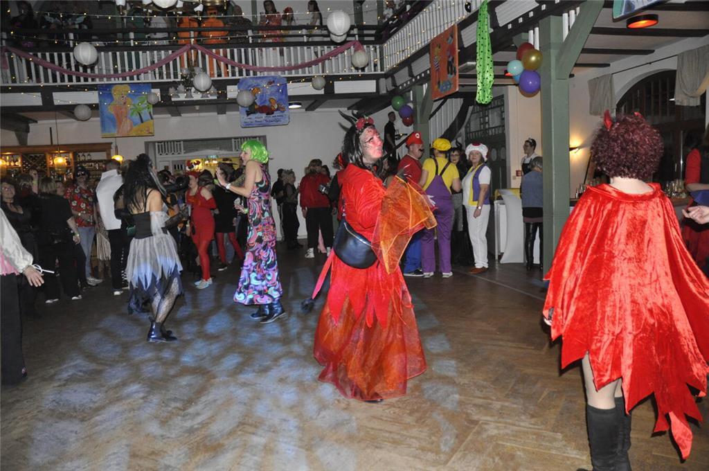 Ein Blick auf die diesjährigen Maskerade-Kostüme.