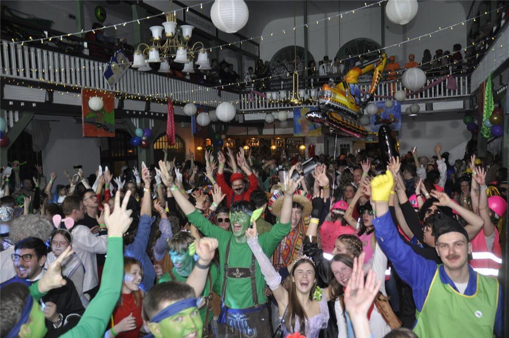 Ein Blick auf die diesjährigen Maskerade-Kostüme.