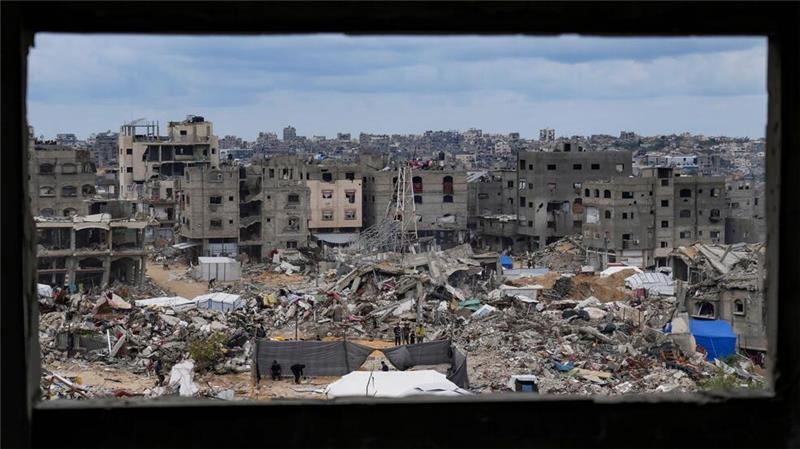 Ein Blick auf die durch die israelische Luft- und Bodenoffensive verursachten Zerstörungen im nördlichen Gazastreifen.