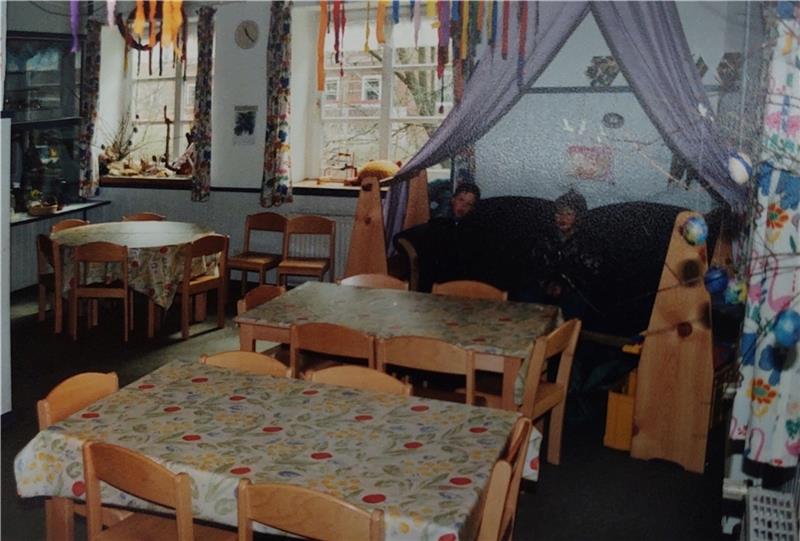 Das „Haus für Kinder“ in Stade wird 50 Ein Blick in den Gruppenraum im Erdgeschoss des alten Kindergarten-Gebäudes an den Kehdinger Mühren.
