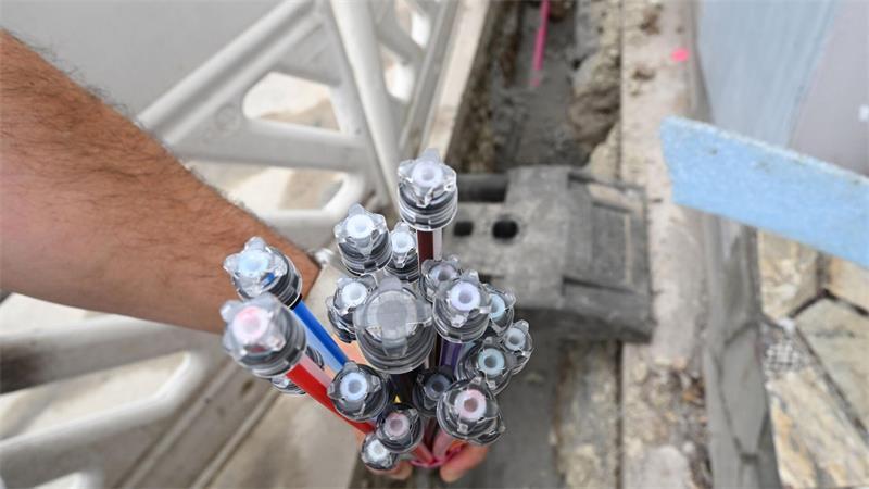 Ein Branchenbündnis fordert die freiwillige Öffnung der Glasfasernetze in Deutschland. 
