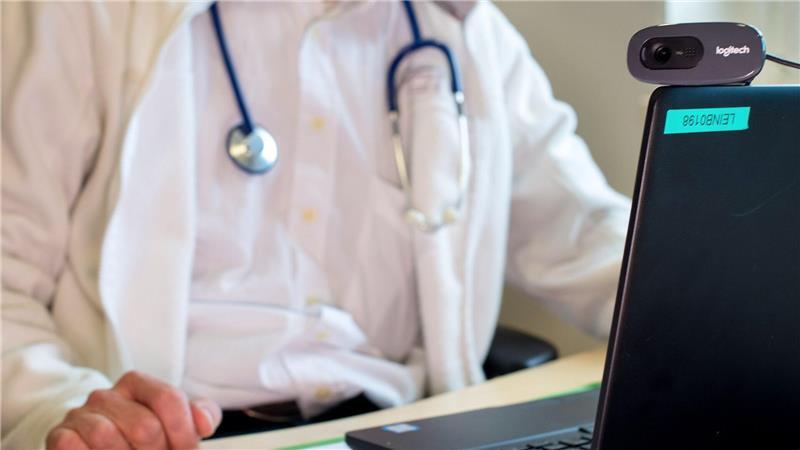 Ein Arzt packt aus: Die häufigsten Lügen bei der Krankmeldung Ein Bremerhavener Arzt sagt: Etwa jeder zehnte Patient versucht, sich eine Arbeitsunfähigkeitsbescheinigung zu erschleichen – obwohl er nichts Ernsthaftes hat.