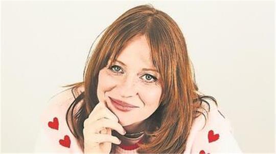 Ein Comedytalent aus dem Cuxland: Christin Jugsch.