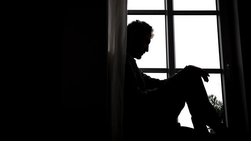 HIV-positiv, schwul, ausgegrenzt – Dieser Mann kämpft um seine Würde Ein Cuxhavener schildert seine bewegende Geschichte mit der Diagnose HIV-positiv. (Symbolfoto)