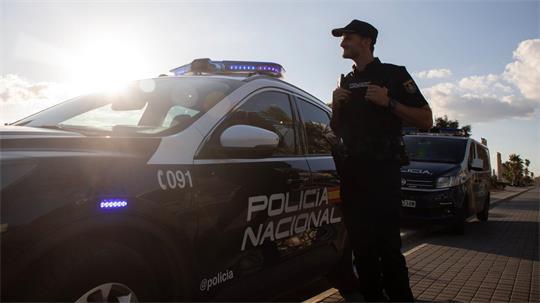 Ein Deutscher, der seine sechsjährige Tochter auf Mallorca entführt hatte, ist nach Angaben der spanischen Polizei im Kosovo festgenommen worden. (Symbolbild)