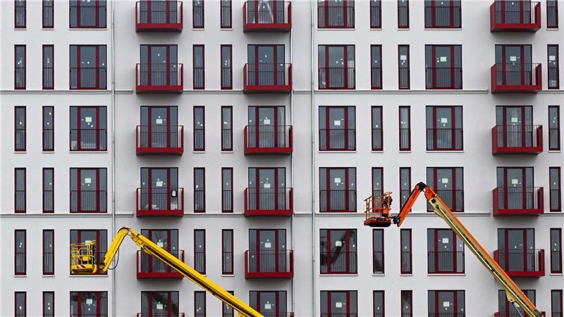 Ein Ende der Wohnmisere in Deutschland ist nach einer neuen Studie des Pestel-Instituts nicht in Sicht.