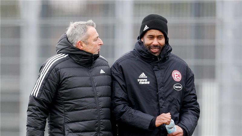 Ein Ex-Bremer und der neue Werder-Coach: Klaus Allofs und Daniel Thioune in gemeinsamen Tagen bei Fortuna Düsseldorf.