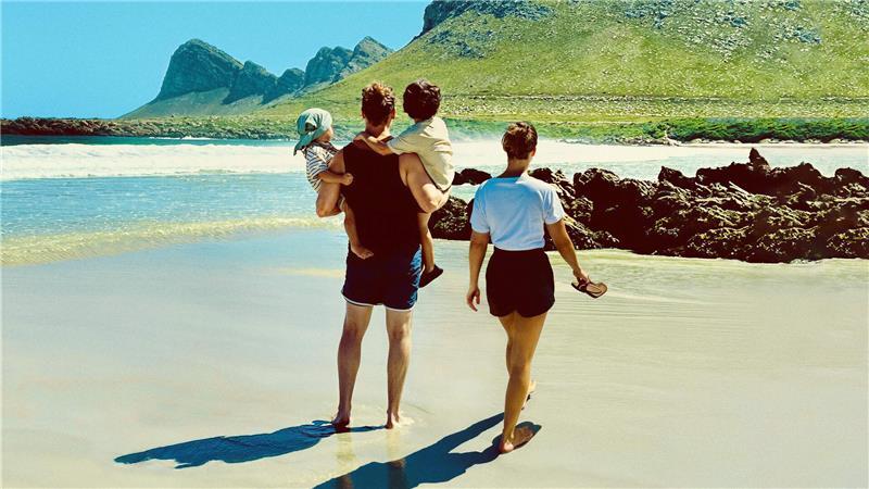 Ein Familienfoto ziert das Cover von Michael Schultes neuem Album: „Beautiful Reasons“ heißt es und ist von seiner Frau und seinen beiden Kindern inspiriert.