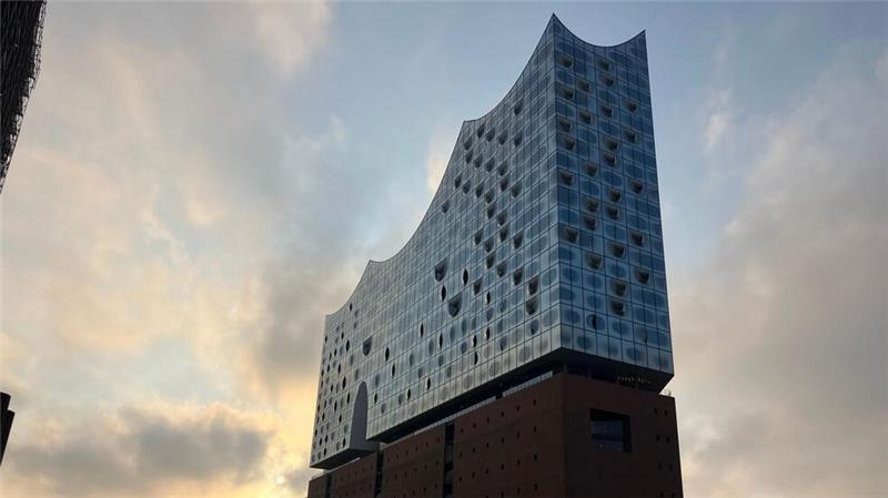 Ein Fehlalarm führt zu einem Konzertabbruch in der Elbphilharmonie. (Archivbild)
