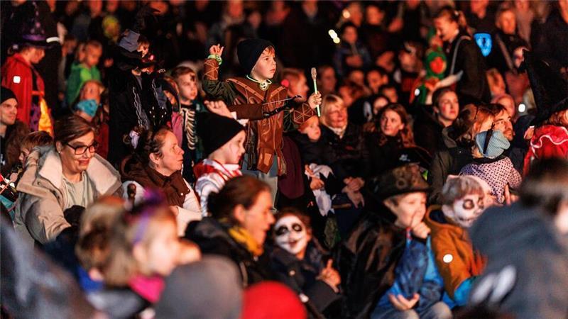 Schaurig schön: Das sind die Halloween-Events im Landkreis Stade Ein Fest für Familien stellt die Festung Grauerort in Abbenfleth bei Stade zum zweiten Mal auf die Beine.