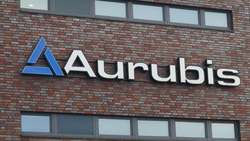 Arbeiter stirbt nach Unfall bei Kupferhersteller Aurubis Ein Gebäude auf dem Aurubis-Werksgelände in Hamburg. (Symbolbild)