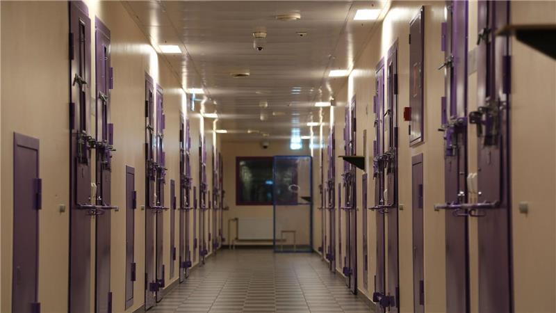 Hinter schwedischen Gardinen in Estland Ein Gefängnistrakt in Tartu, in dem schon bald Straftäter aus Schweden einsitzen könnten.