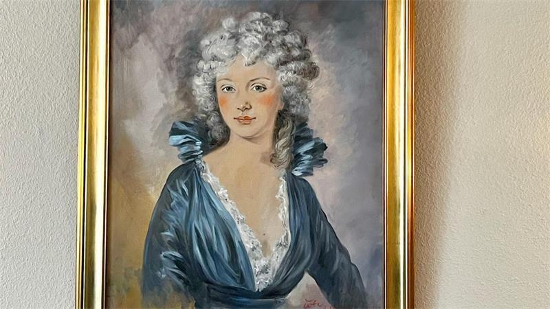 Geheimnisvolle Welt: Stader Freimaurer gewähren seltene Einblicke Ein Gemälde an der Wand zeigt die Namensgeberin der Stader Freimaurer-Loge: Königin Friederike von Hannover (1778 – 1841), Gemahlin von König Ernst August und Mutter von König Georg V. von Hannover.