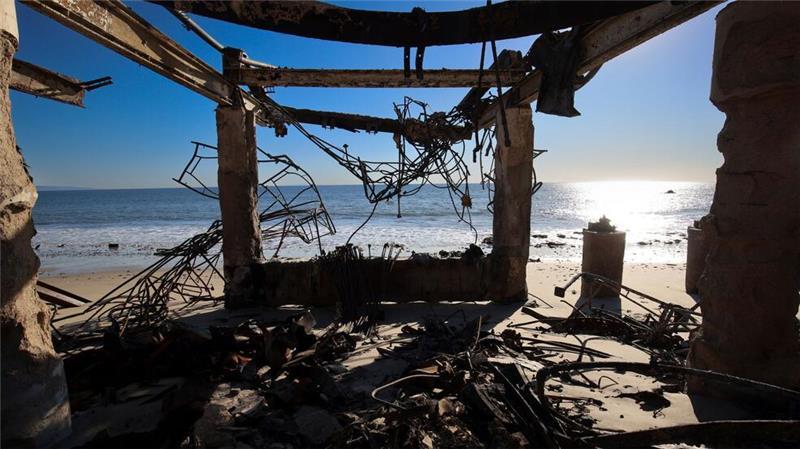 Ein Grundstück in Traumlage: Spekulationen damit sind in den von Bränden betroffenen Regionen Kaliforniens erst mal verboten. 