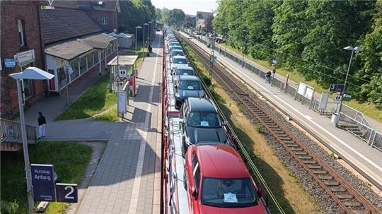 Ein Güterzug legte den S-Bahn-Verkehr zwischen Stade und Buxtehude lahm.