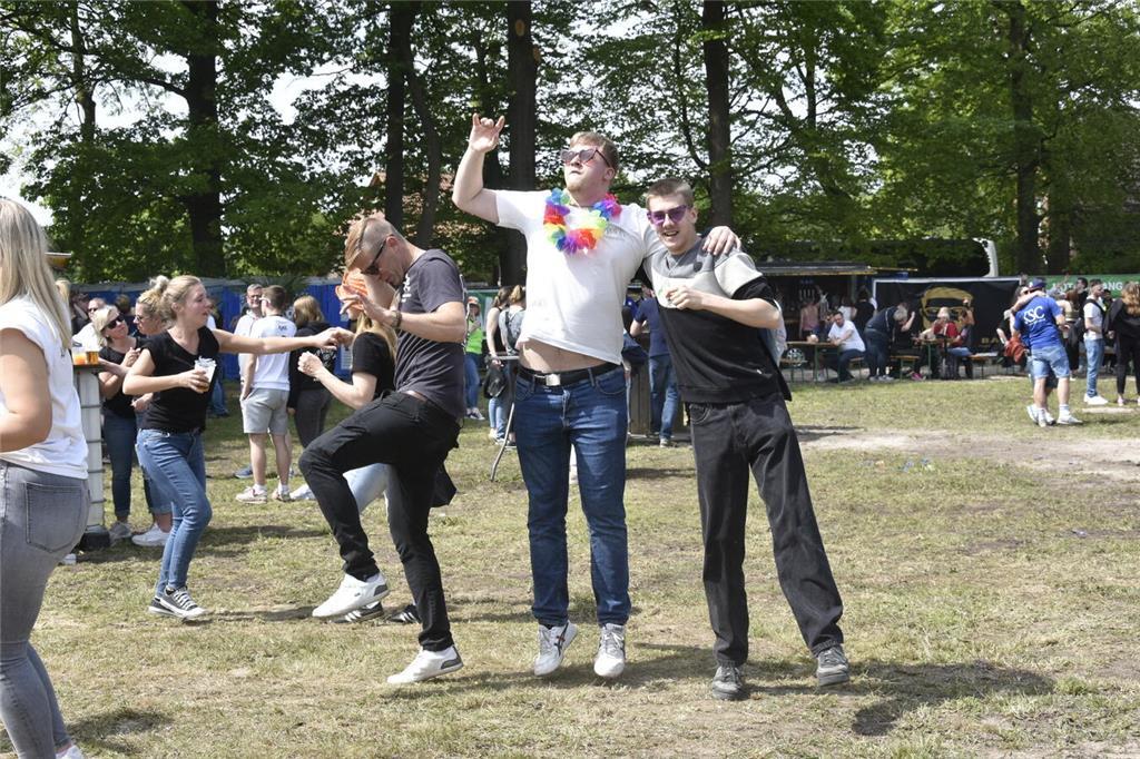 Ein Hauch von Mallorca: Ballermann-Party in Griemshorst.