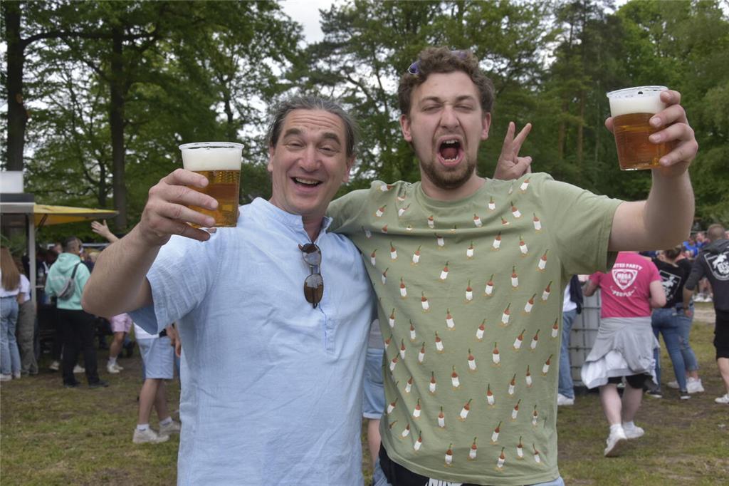 Ein Hauch von Mallorca: Ballermann-Party in Griemshorst.