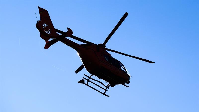 Ein Intensivpatient musste mit dem Hubschrauber in eine andere Klinik verlegt werden.(Symbolbild)