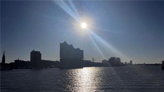 Ein Konzert in der Elbphilharmonie zum Auftakt: Mit der Hamburger Aktionswoche „GoVote“ sollen möglichst viele Menschen zum Wählen motiviert werden.