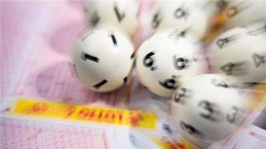Ein Lotto-Spieler aus Hamburg hat 1,28 Millionen Euro gewonnen. (Symbolbild)
