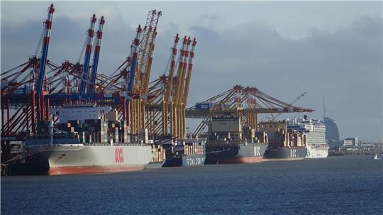 Ein Meldeportal zur Hafenkriminalität in Bremen war seit Jahren ohne Funktion. (Archivbild)