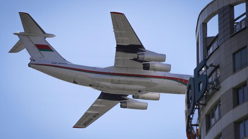 Kieg gegen die Ukraine: So ist die Lage Ein Modell des schweren Transportflugzeugs Iljuschin Il-76 (Archivbild).