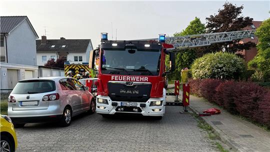 Ein Nachbar hatte in der Gartenstraße in Buxtehude den Notruf gewählt, nachdem er Hilferufe gehört hatte.
