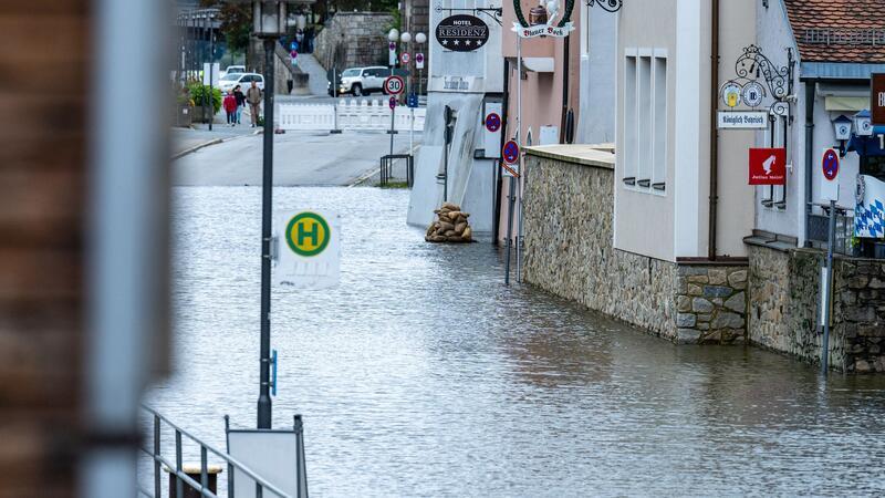 Hochwasser in Europa - reißende Ströme richten Schäden an Ein Passau sind Teile der Altstadt vom Hochwasser der Donau überflutet.