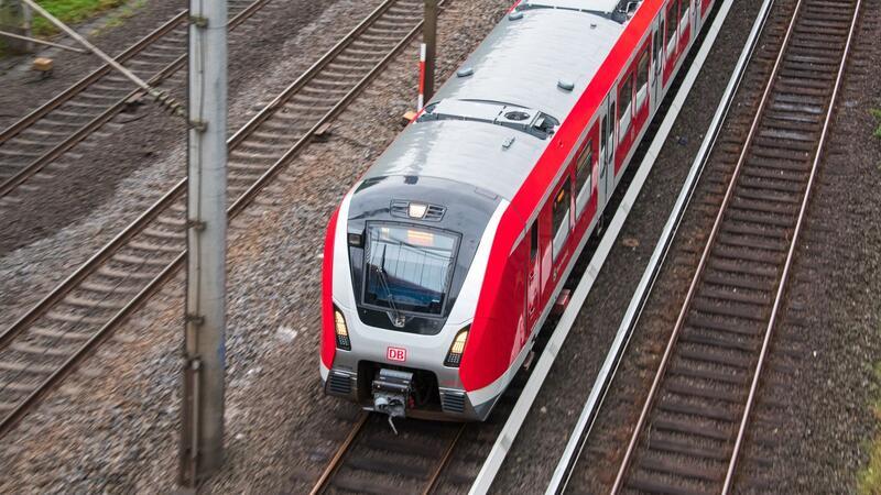 Ein Polizeieinsatz legte den S-Bahnverkehr zwischen Buxtehude und Stade lahm.