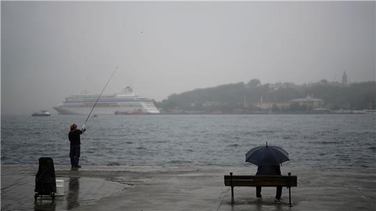 Ein Regentag in Istanbul - angesichts der Wasserprobleme im Land sind darüber viele dankbar. (Archivbild)