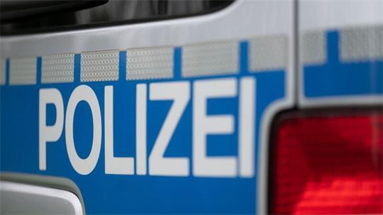 Ein Rennradfahrer wurde bei einer Auseinandersetzung mit einem Autofahrer leicht verletzt. (Symbolbild)