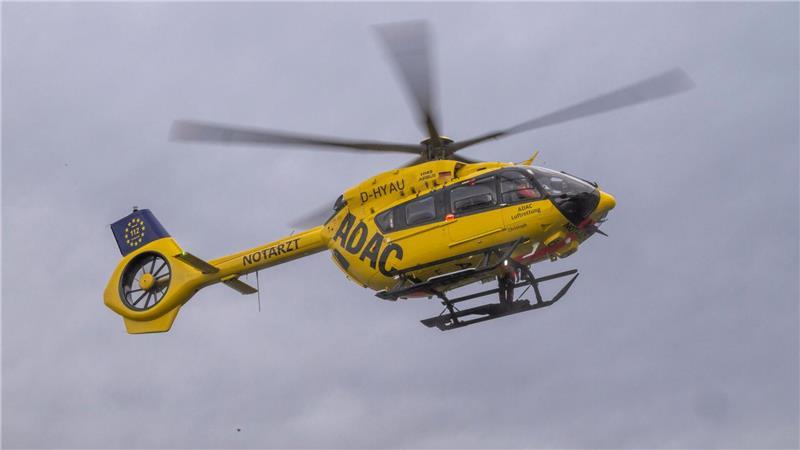 Ein Rettungshubschrauber wurde bei einem Unfall beschädigt. (Symbolbild)