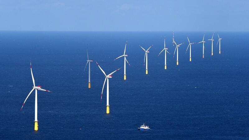 Boot vor Sylt gesunken Ein Schiff ist in der Nähe des Offshore-Windparks „DanTysk“ in Seenot geraten und untergegangen. (Symbolbild)