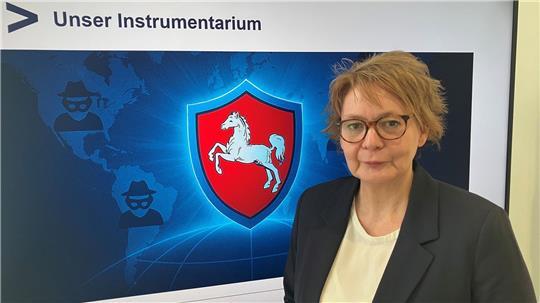 Ein Schutzschild für Niedersachsen: Innenministerin Behrens bei der Vorstellung des Projekts Aegis.