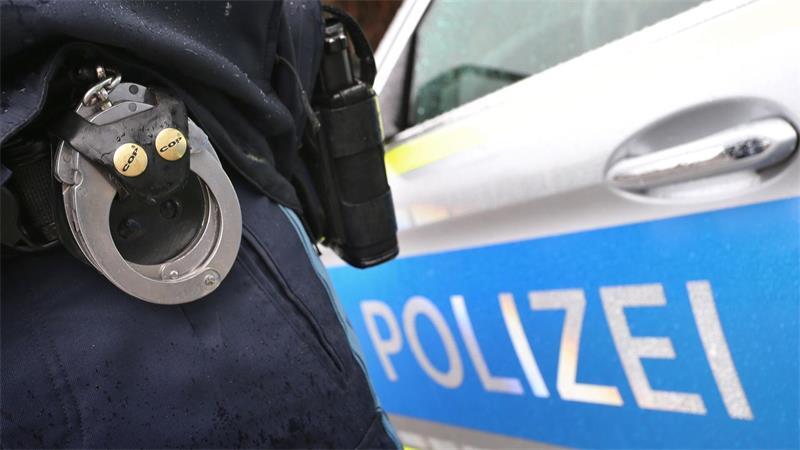 Ein Sofortfahndung nach den Tätern blieb in Harsefeld in der Nacht erfolglos. Die Täter sollen Richtung Bahnhof und Ortsmitte geflohen sein.