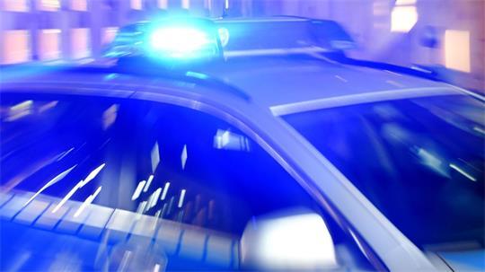 Ein Streifenwagen der Polizei.