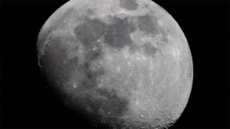 Ein Teil einer SpaceX-Rakete wird Wissenschaftlern zufolge auf dem Mond einschlagen. (Archivbild)