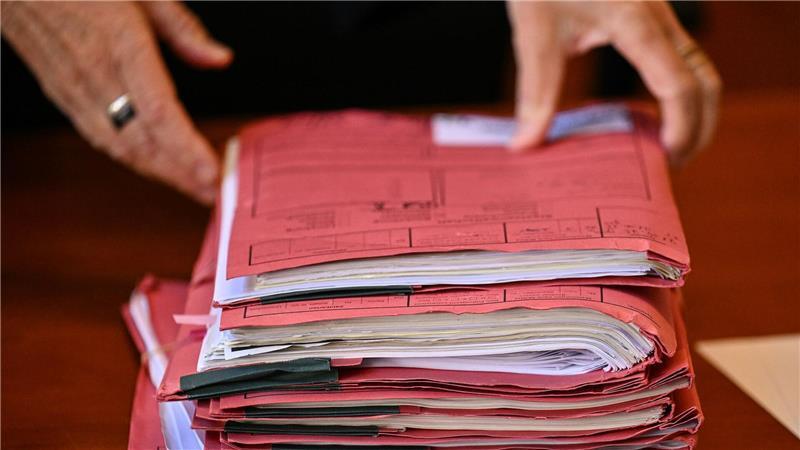 Ein Verfahren wegen Beleidigung ist bereits eingestellt worden.